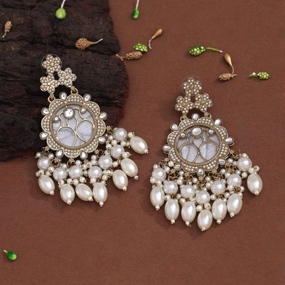 White Color Mother Of Pearl Kundan Earrings (KDE970WHT) - preyans.com