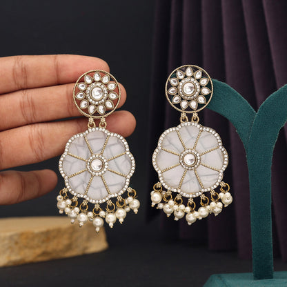 White Color Mother Of Pearl Kundan Earrings (KDE973WHT) - preyans.com