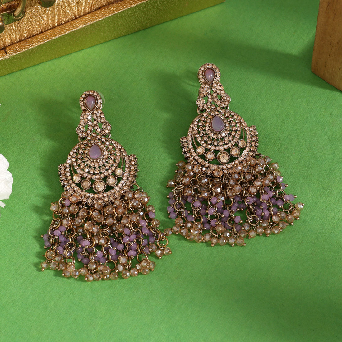 Light Purple Color Kundan Pakistani Earrings (KDE980LPRP) - Preyans.com