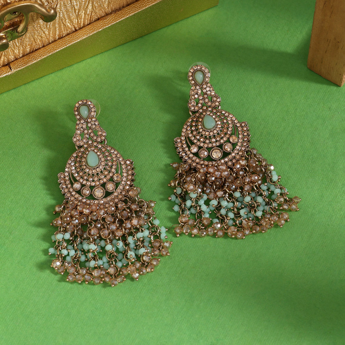 Pista Green Color Kundan Pakistani Earrings (KDE980PGRN) - Preyans.com