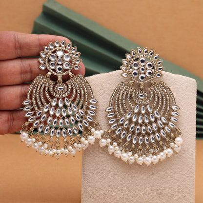 White Color Kundan Pakistani Earrings (KDE981WHT) - Preyans.com