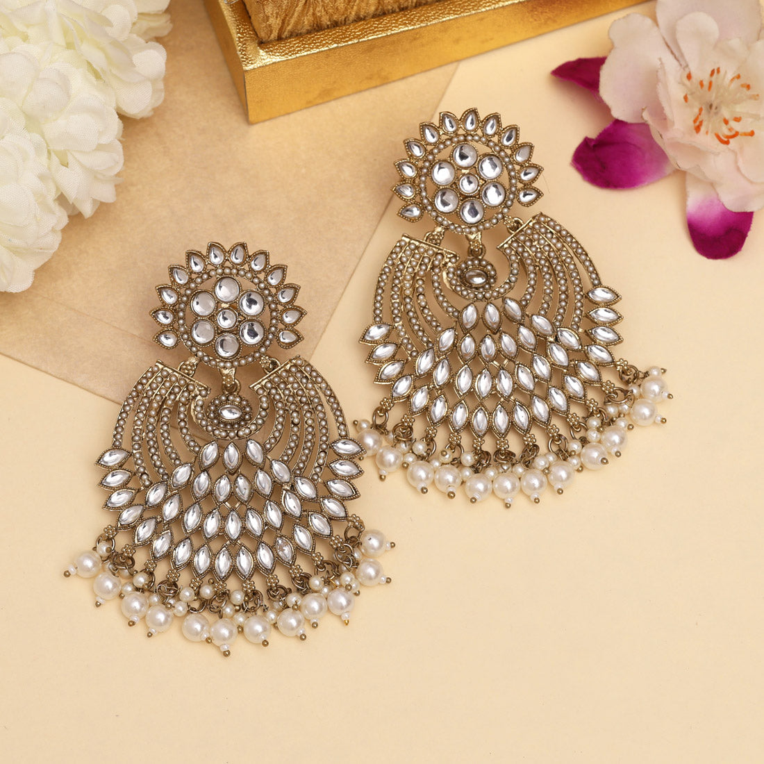 White Color Kundan Pakistani Earrings (KDE981WHT) - Preyans.com