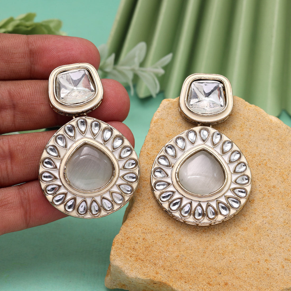 White Color Kundan Earrings (KDE999WHT) - Preyans.com