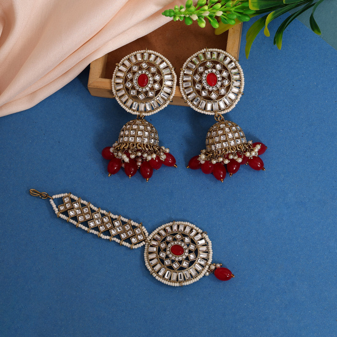 Red Color Kundan Earrings With Maang Tikka (KDTE536RED) - preyans.com