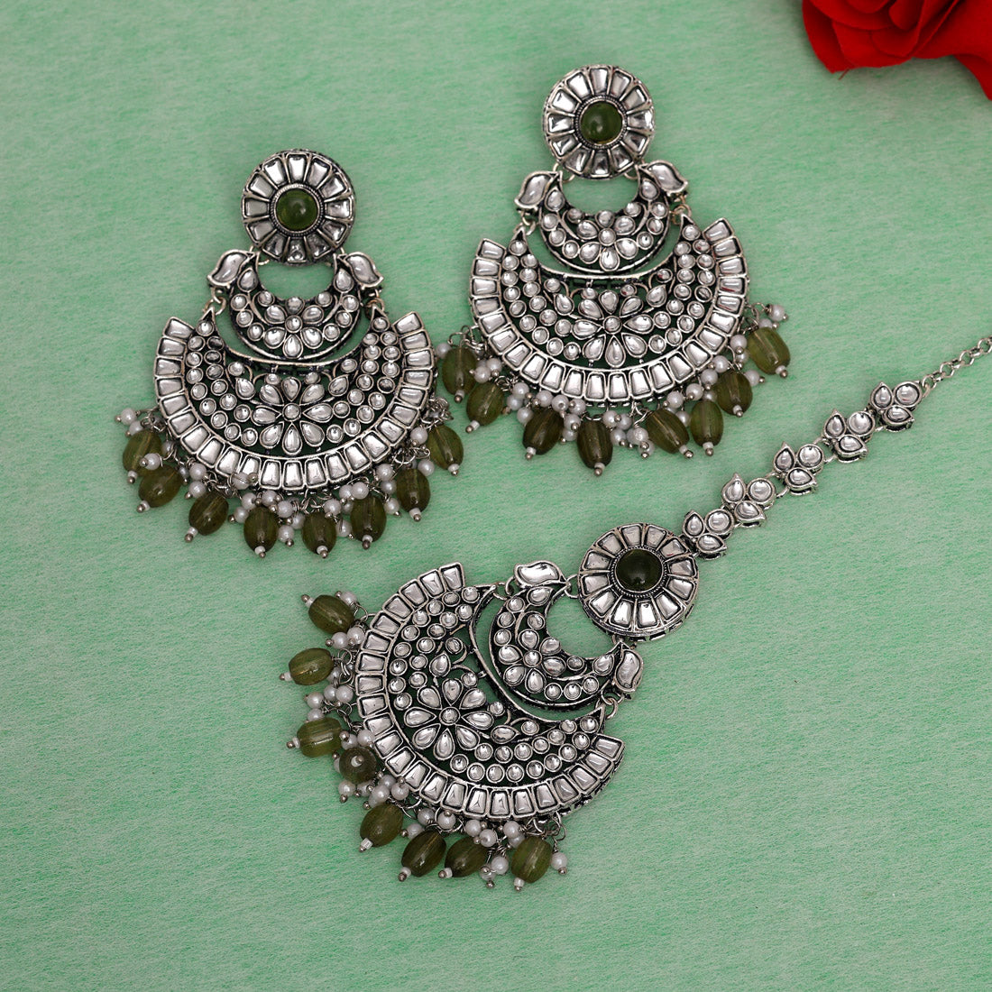 Mehandi Green Color Kundan Earrings With Maang Tikka (KDTE546MGRN) - preyans.com