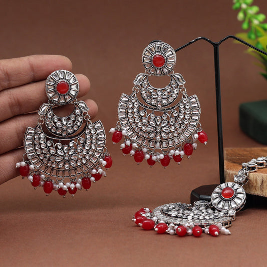 Red Color Kundan Earrings With Maang Tikka (KDTE546RED) - preyans.com