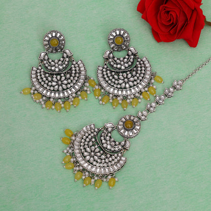 Yellow Color Kundan Earrings With Maang Tikka (KDTE546YLW) - preyans.com