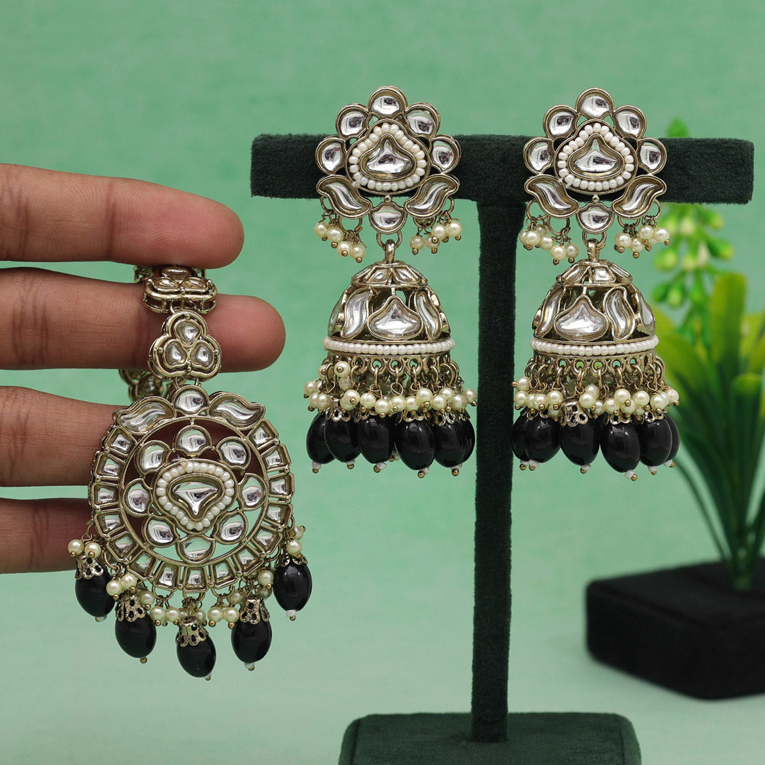 Black Color Kundan Earrings With Maang Tikka (KDTE552BLK) - preyans.com