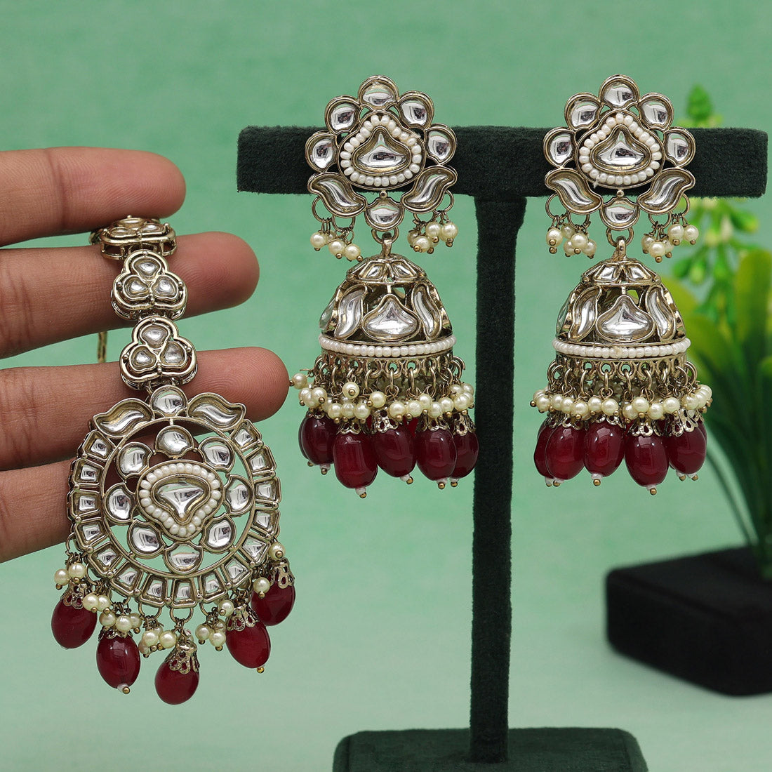 Maroon Color Kundan Earrings With Maang Tikka (KDTE552MRN) - preyans.com