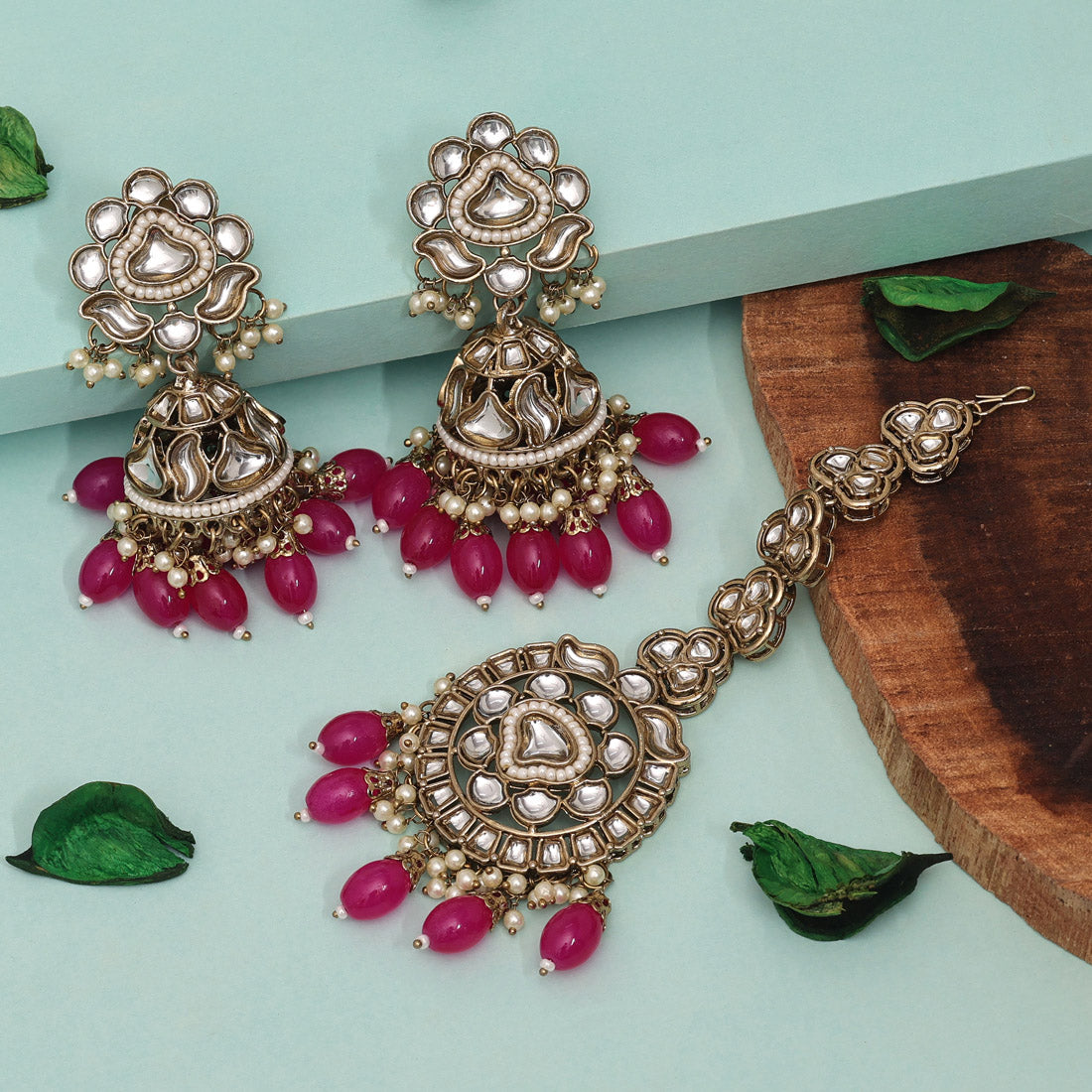 Rani Color Kundan Earrings With Maang Tikka (KDTE552RNI) - preyans.com