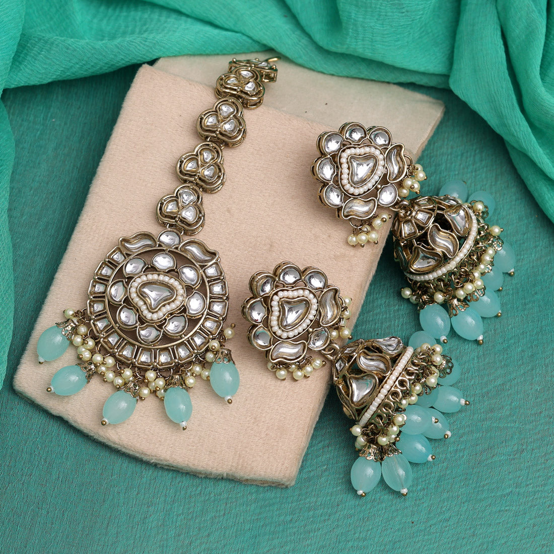 Sky Blue Color Kundan Earrings With Maang Tikka (KDTE552SBLU) - preyans.com