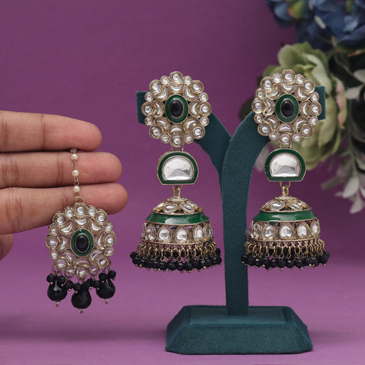 Black Color Kundan Earrings With Maang Tikka (KDTE556BLK) - preyans.com