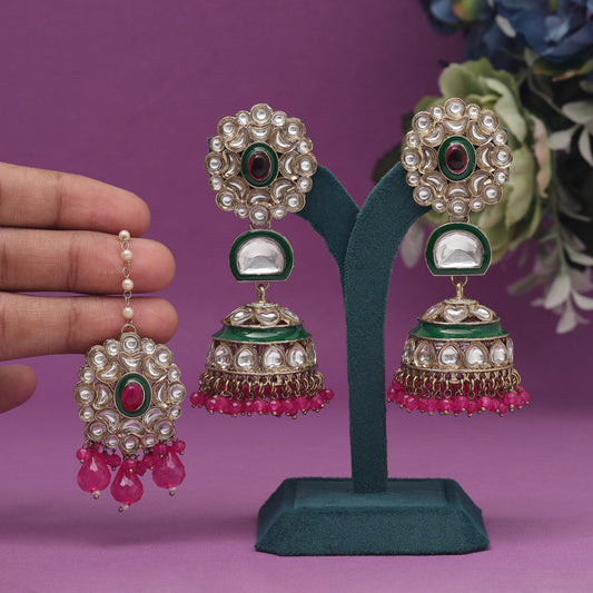 Rani Color Kundan Earrings With Maang Tikka (KDTE556RNI) - preyans.com