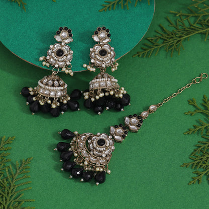 Black Color Kundan Earrings With Maang Tikka (KDTE557BLK) - preyans.com