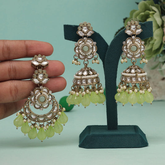 Pista Green Color Kundan Earrings With Maang Tikka (KDTE557PGRN) - preyans.com