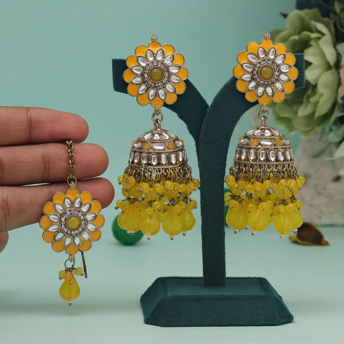 Yellow Color Kundan Earrings With Maang Tikka (KDTE559YLW) - preyans.com