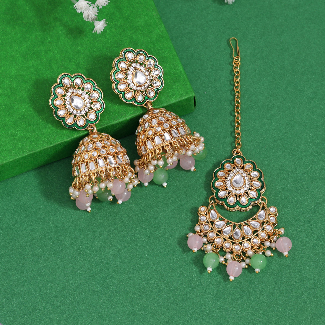 Pink & Pista Green Color Kundan Earrings With Maang Tikka (KDTE569PNKPGRN - preyans.com