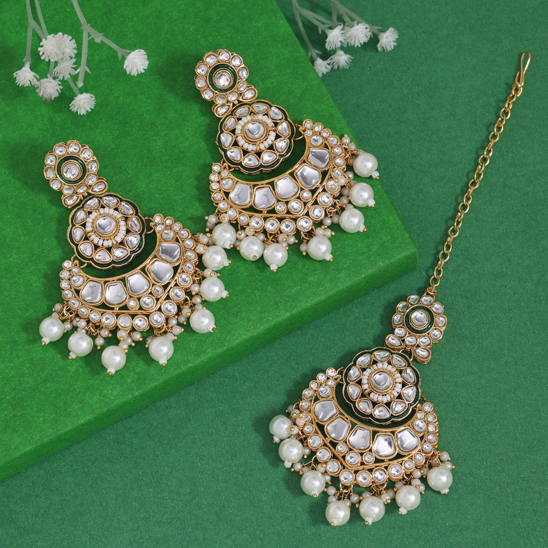 White Color Kundan Earrings With Maang Tikka (KDTE570WHT - preyans.com