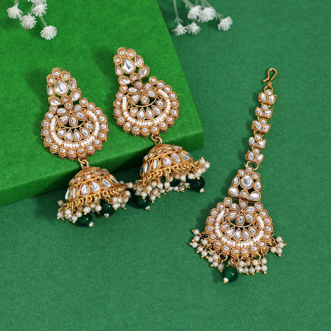 Green Color Kundan Earrings With Maang Tikka (KDTE571GRN - preyans.com