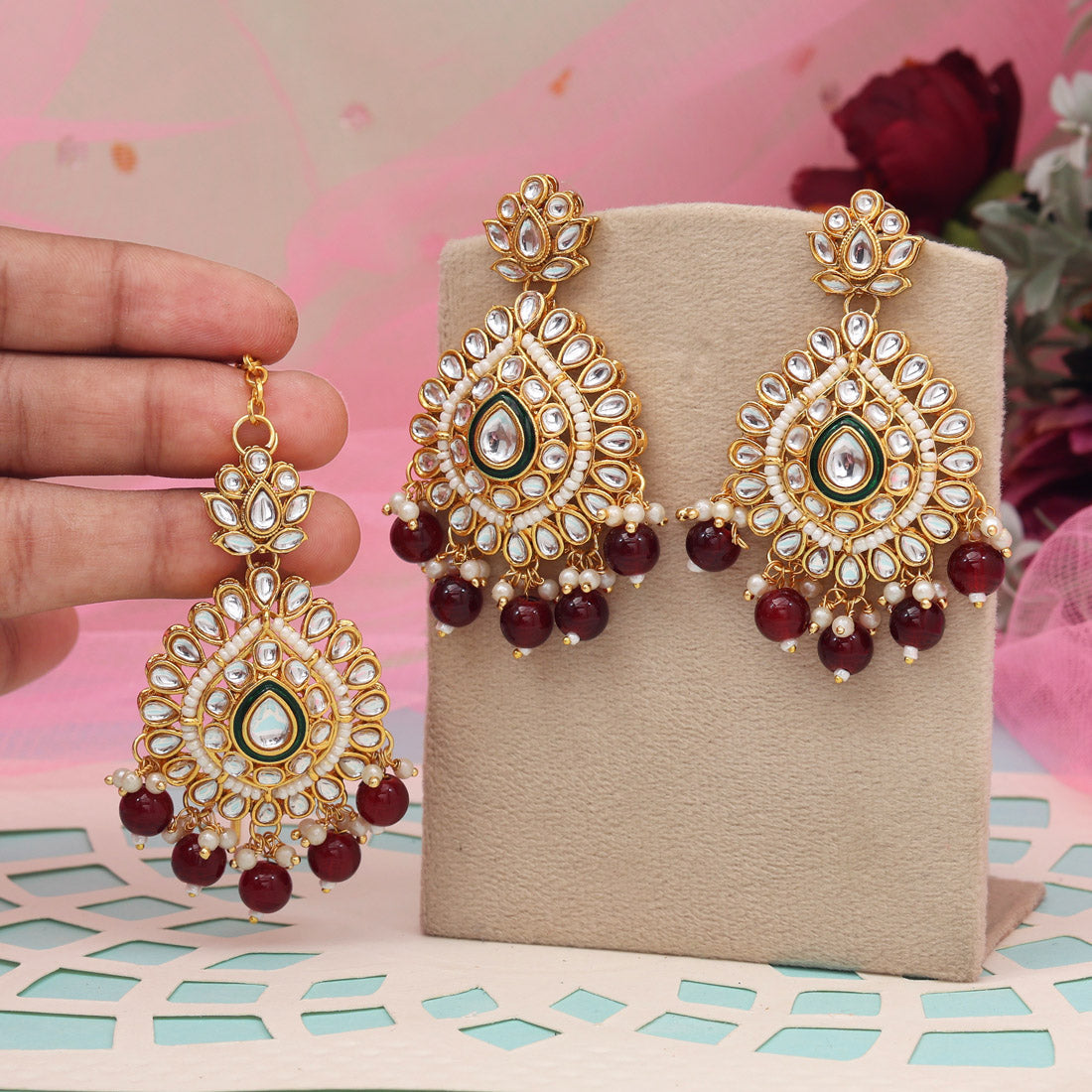 Maroon Color Kundan Earrings With Maang Tikka (KDTE572MRN - preyans.com