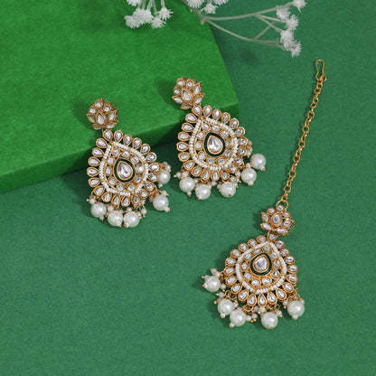 White Color Kundan Earrings With Maang Tikka (KDTE572WHT - preyans.com