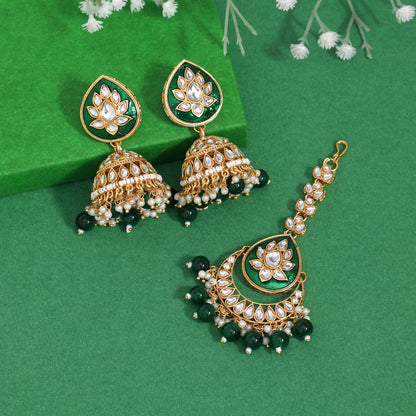 Green Color Kundan Earrings With Maang Tikka (KDTE573GRN - preyans.com