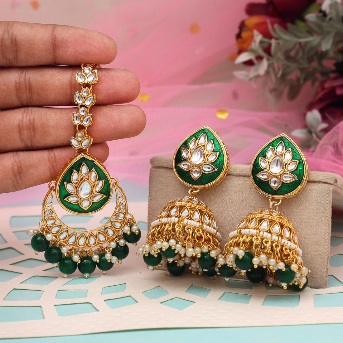 Green Color Kundan Earrings With Maang Tikka (KDTE573GRN - preyans.com