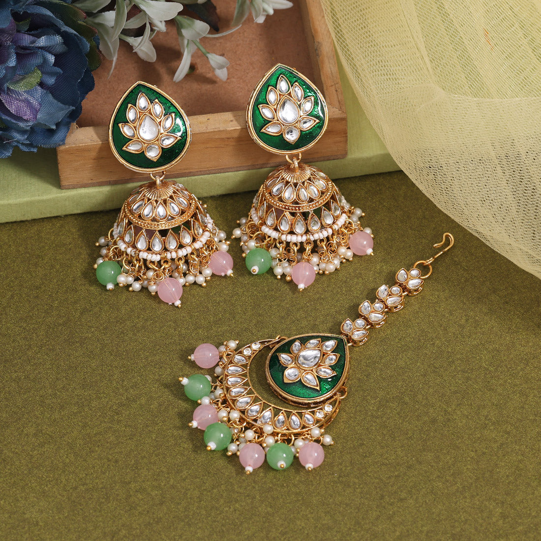 Pink & Pista Green Color Kundan Earrings With Maang Tikka (KDTE573PNKPGRN - preyans.com