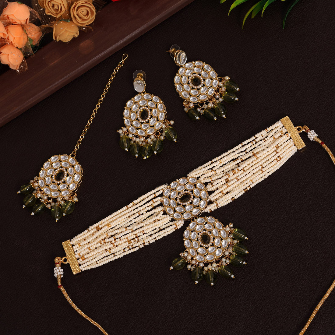 Mehendi Green Color Choker Kundan Necklace Set (KN1343MGRN) - preyans.com