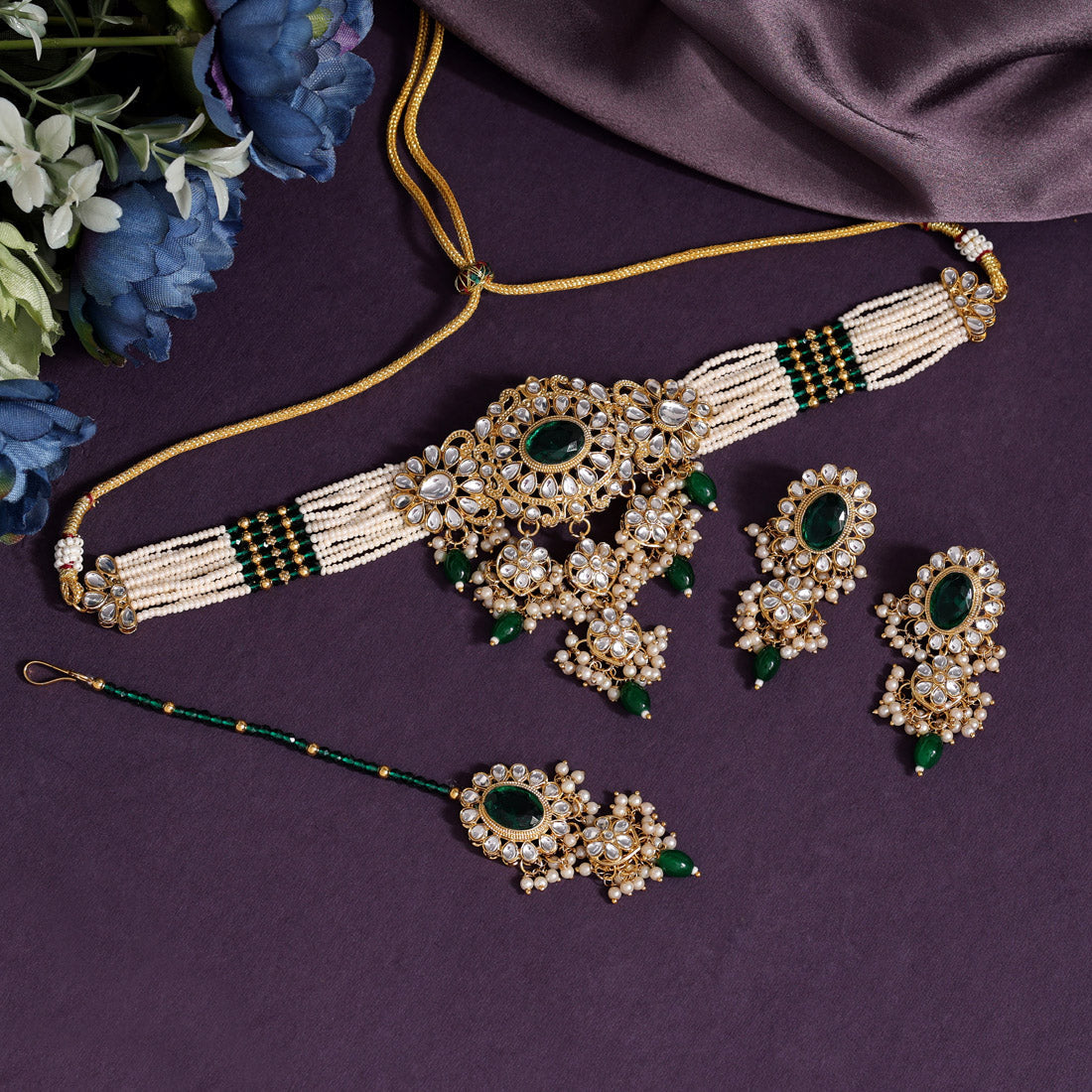 Green Color Choker Kundan Necklace Set (KN1356GRN) - preyans.com