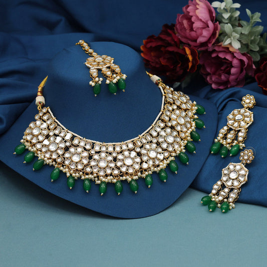 Green Color Kundan Necklace Set (KN1390GRN) - preyans.com