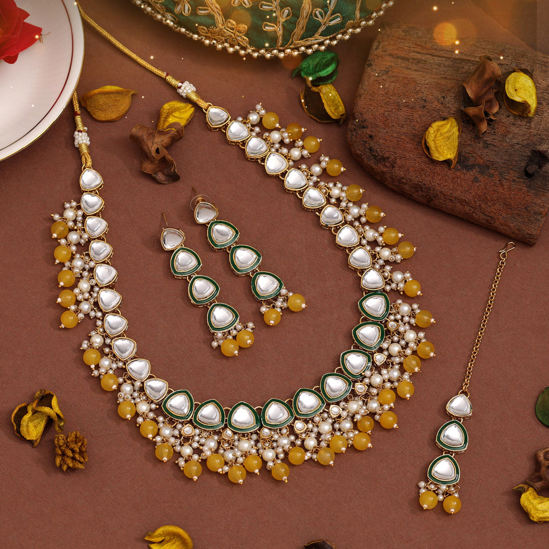 Yellow Color Kundan Necklace Set (KN1412YLW) - preyans.com