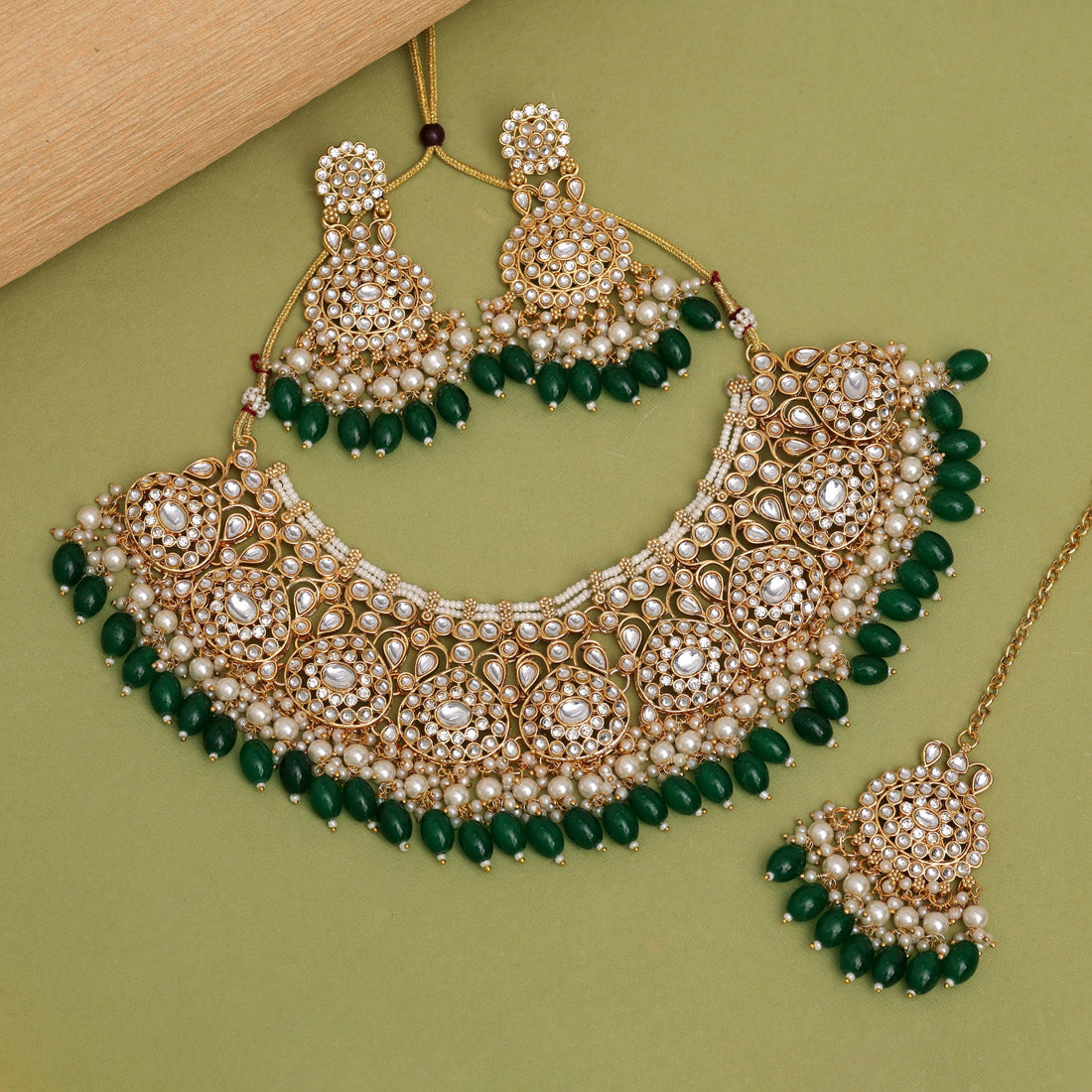 Green Color Kundan Necklace Set (KN1420GRN) - Preyans.com