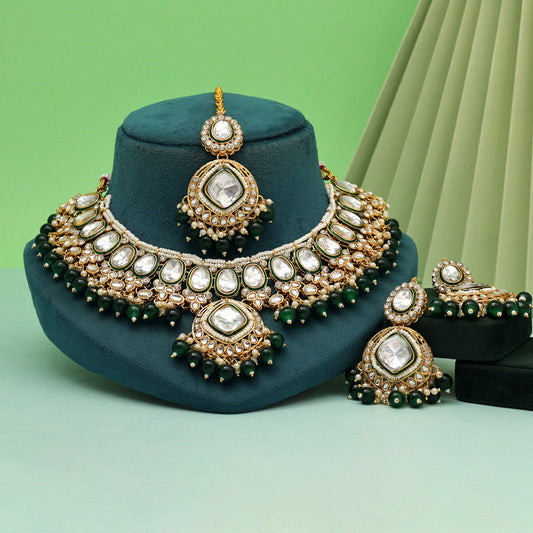 Green Color Kundan Necklace Set (KN1433GRN) - Preyans.com