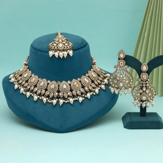 Gold Color Pakistani Kundan Necklace Set (KN1447GLD) - eindiawholesale.com