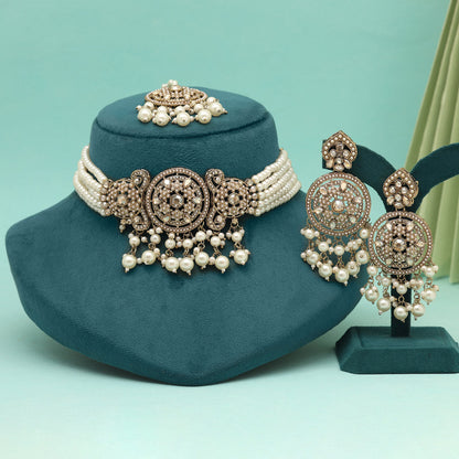 Gold Color Choker Kundan Necklace Set (KN1448GLD) - eindiawholesale.com