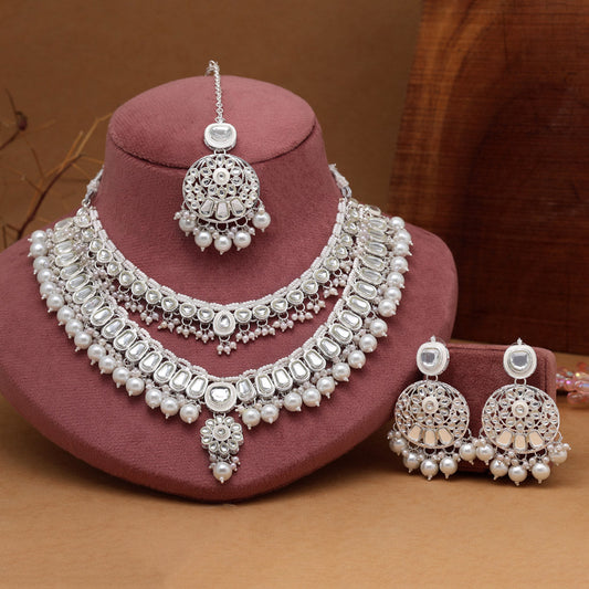 White Color Kundan Necklace Set (KN1460WHT)