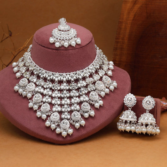 White Color Kundan Necklace Set (KN1461WHT)