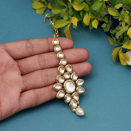 White Color Meena Work Kundan Maang Tikka (MTK559WHT) - preyans.com