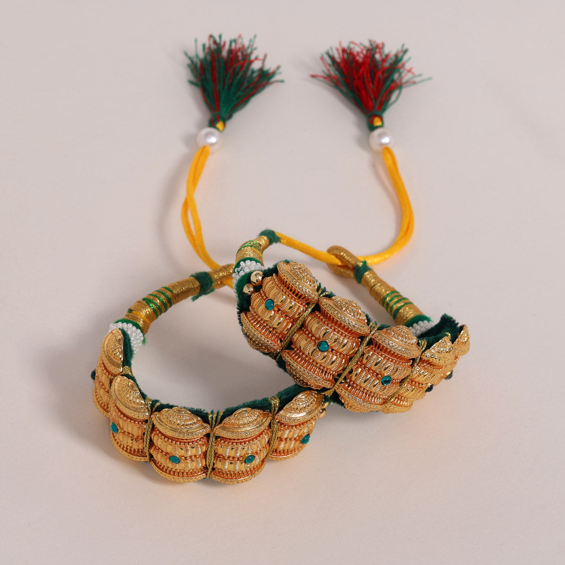 Green Color Royal Rajput Jewellry Rajasthani Pochi Bajubandh Armlet Set (PHI108GRN) - preyans.com