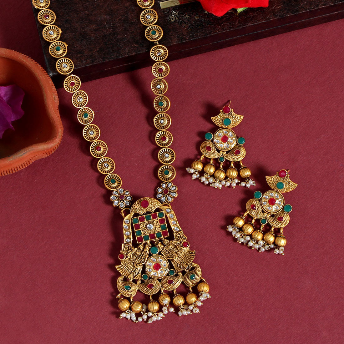 Maroon & Green Color Vilandi Kundan Matte Gold Rajwadi Temple Necklace Set (TPLN318MG) - preyans.com