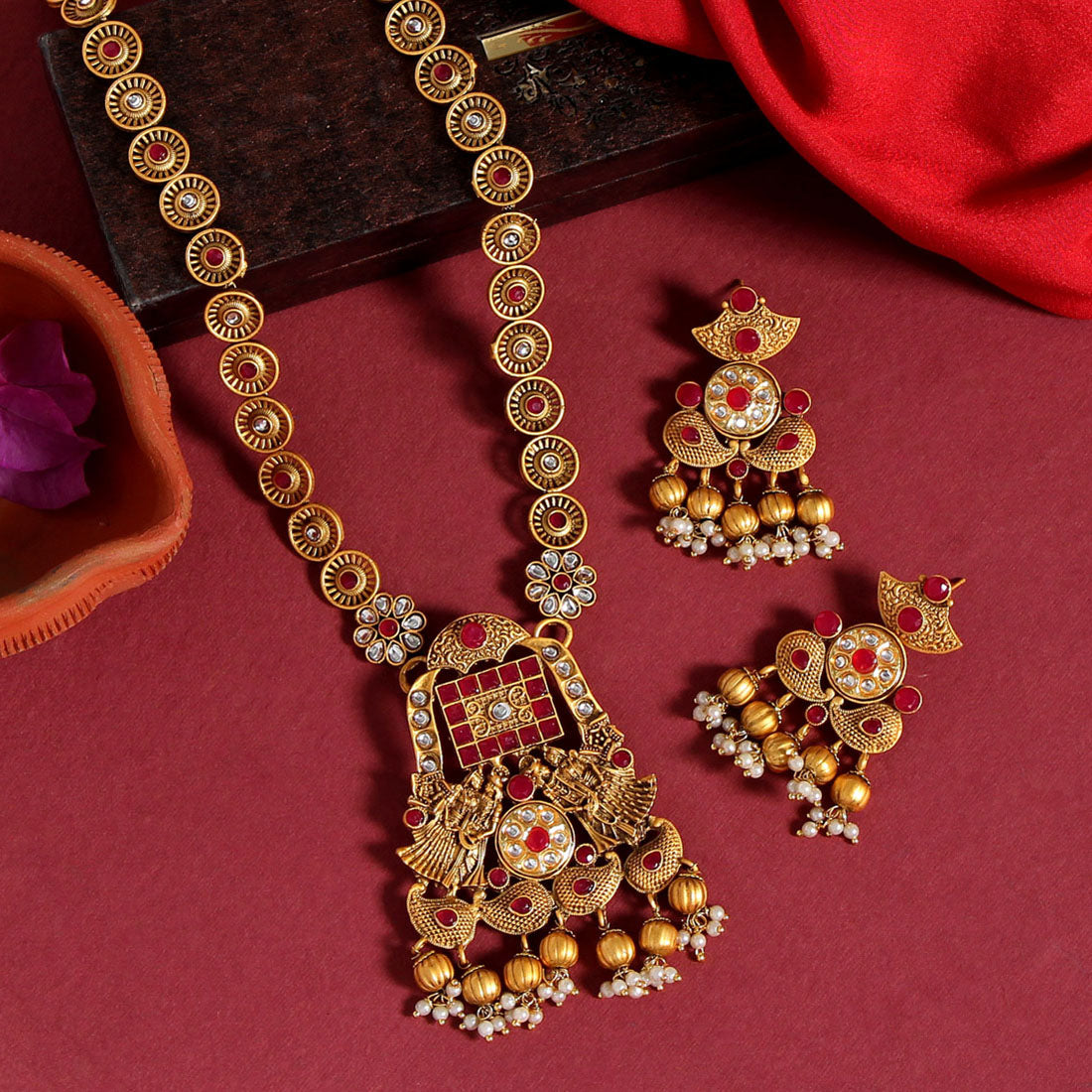 Rani Color Vilandi Kundan Matte Gold Rajwadi Temple Necklace Set (TPLN318RNI) - preyans.com