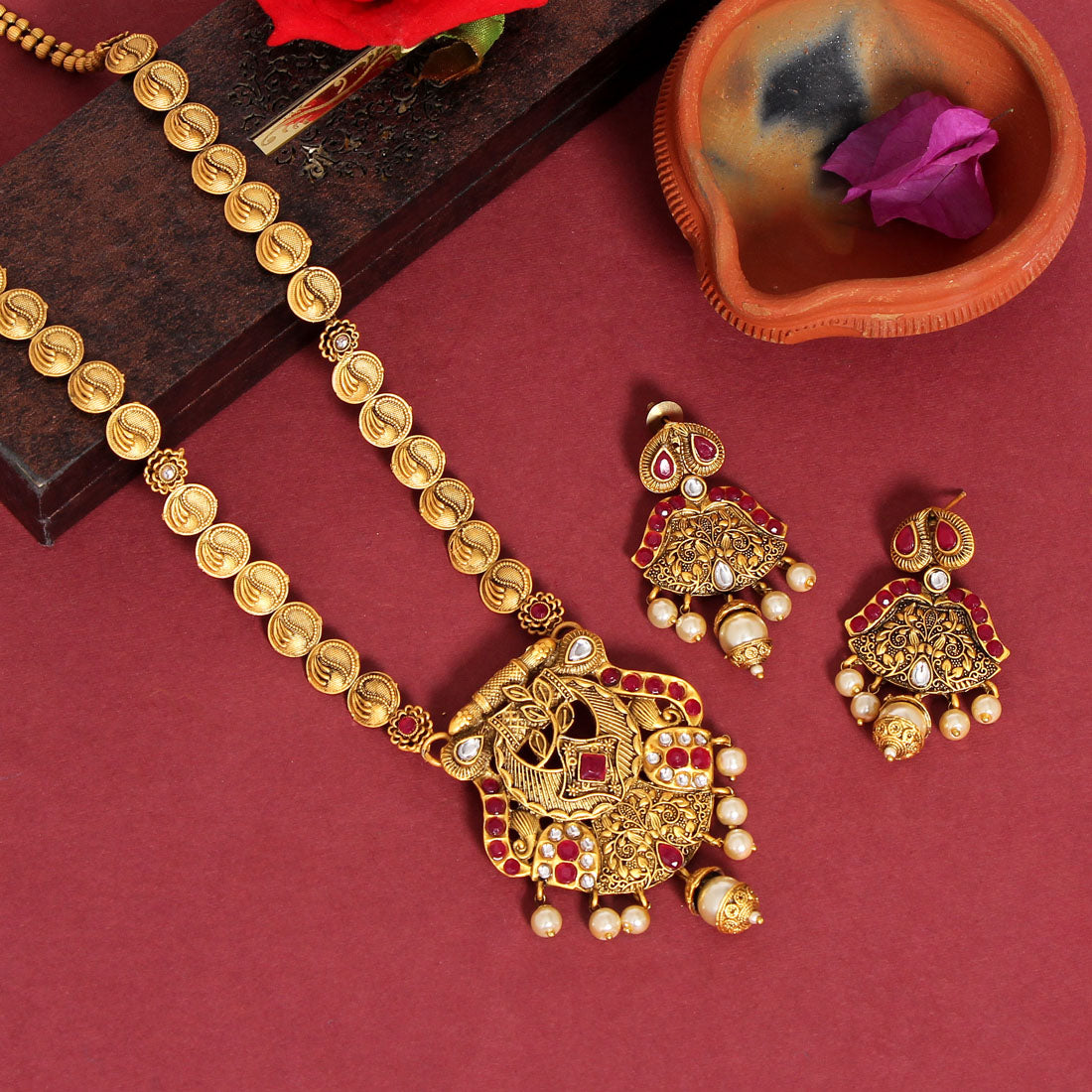 Rani Color Vilandi Kundan Matte Gold Rajwadi Temple Necklace Set (TPLN326RNI) - preyans.com