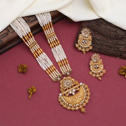 Gold Color Vilandi Kundan Matte Gold Rajwadi Temple Necklace Set (TPLN591GLD) - Preyans.com